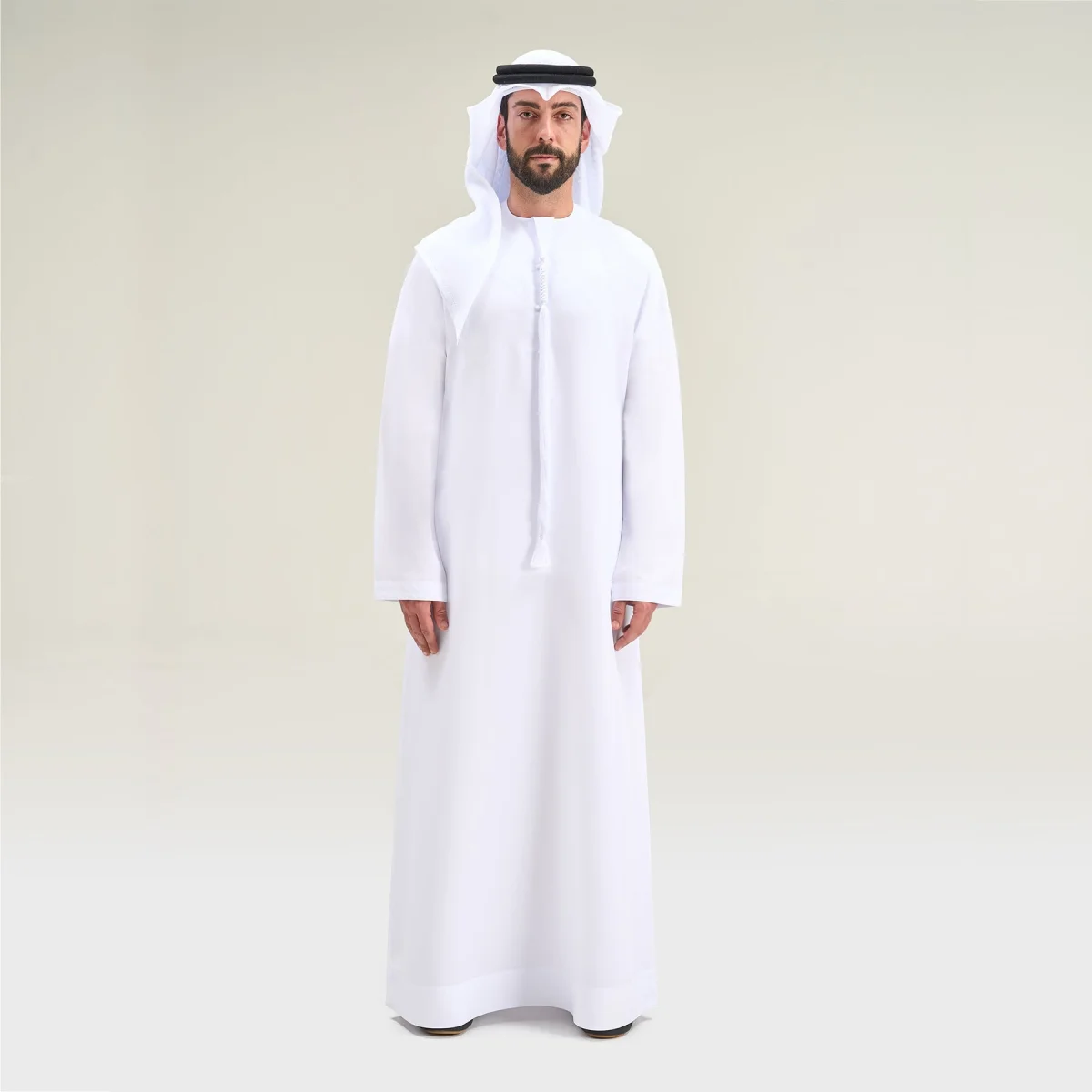 شال إماراتي فاخر بتصميم تراثي أنيق